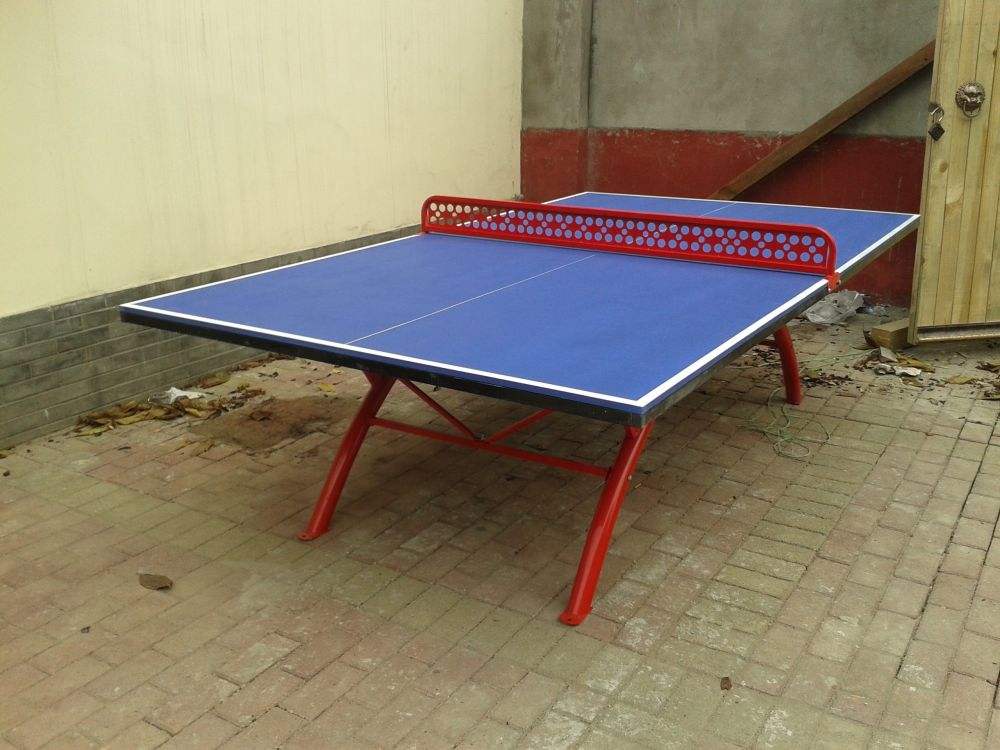 室外SMC乒乓球臺(tái)安裝現(xiàn)場(chǎng) 室外SMC乒乓球臺(tái)安裝現(xiàn)場(chǎng)