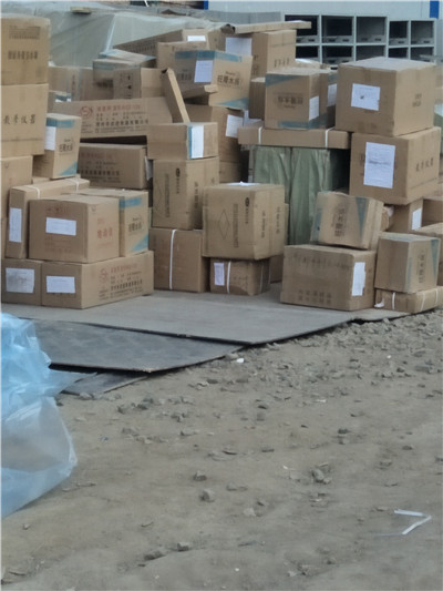 青海學校體育器材以及教學儀器分貨現場 青海學校體育器材以及教學儀器分貨現場