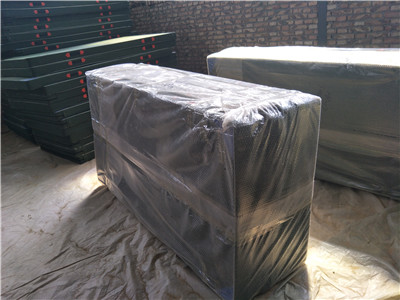 體操墊、羽毛球柱、實(shí)心球、海綿包大量現(xiàn)貨 體操墊、羽毛球柱、實(shí)心球、海綿包大量現(xiàn)貨