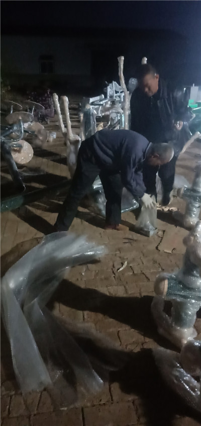 河南客戶定做新國標戶外健身路徑裝車中 河南客戶定做新國標戶外健身路徑裝車中