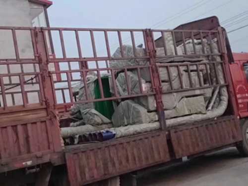 山西學校籃球架發貨裝車 山西學校籃球架發貨裝車